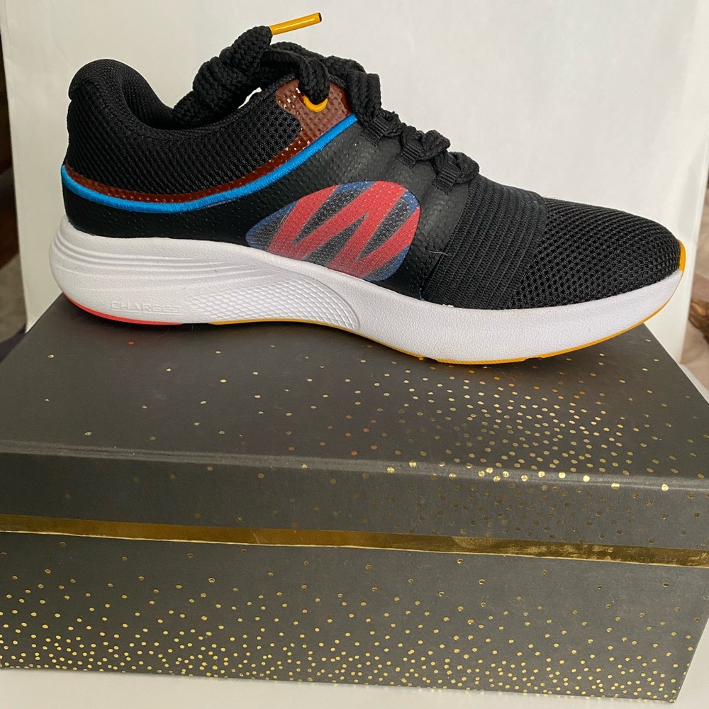 Under Armour black sneakers NWOT - Picture 4 of 5